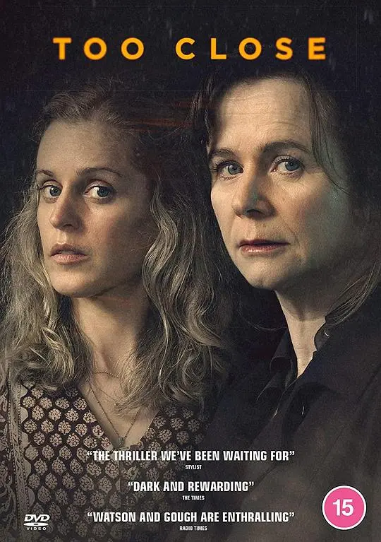 《迫近》影评：窒息的爱与控制，人性的幽暗深渊